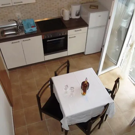 In 35932 Апартаменты